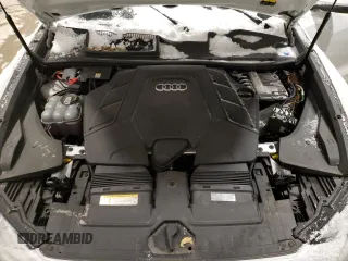 2019 Audi Q8 Prestige z VIN WA1CVAF13KD035710, wystawiony jako Copart lot #82997264 z przebiegiem Nie podano mil oraz Szkoda całkowita • Salvage title. Historia ofert i sprzedaży dostępna na DreamBid. Obrazek 11.