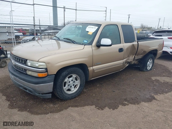 2000 Chevrolet Silverado 1500 LS with VIN 2GCEC19TXY1201498, listed as a IAAI auction lot 41576171 with 244,959 mi miles. Bid and sale history available at carsss.com. Image 2.