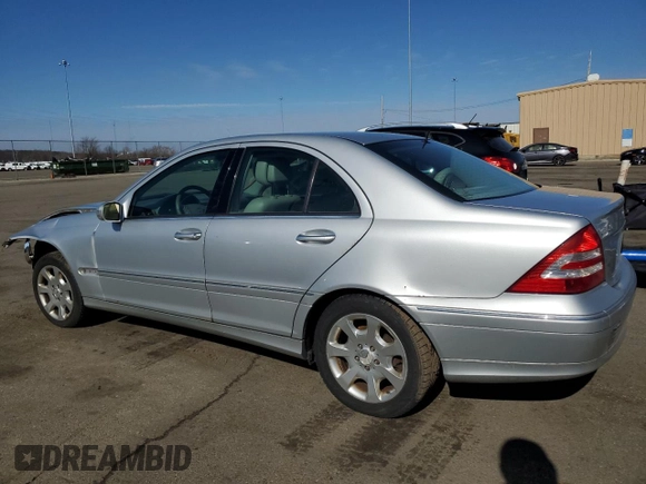 2006 Mercedes-Benz C 230 Sport z VIN WDBRF56H46F730658, wystawiony jako Copart lot #44520115 z przebiegiem 200 746 mil mil oraz Szkoda całkowita • Salvage title. Historia ofert i sprzedaży dostępna na DreamBid. Obrazek 2.