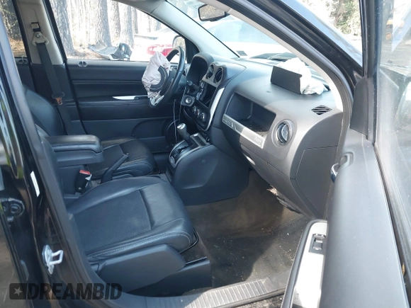 2017 Jeep Compass High Altitude with VIN 1C4NJDEB8HD191739, listed as a IAAI auction lot 41877174 with 142,327 mi miles. Bid and sale history available at carsss.com. Image 5.