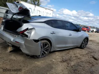 2020 Nissan Maxima SL with VIN 1N4AA6DV1LC361224, listed as a Copart auction lot 46669235 with 102,637 mi miles and Salvage Title. Bid and sale history available at carsss.com. Image 3.