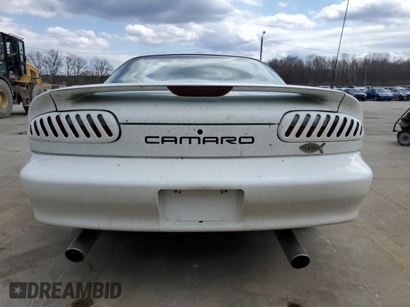 2002 Chevrolet Camaro z VIN 2G1FP22K122109268, wystawiony jako Copart lot #49783835 z przebiegiem 205 201 mil mil oraz Szkoda całkowita • Salvage title. Historia ofert i sprzedaży dostępna na DreamBid. Obrazek 6.