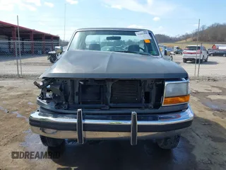 1995 Ford F-250 with VIN 2FTHF25H8SCA12128, listed as a IAAI auction lot 41806359 with 90,950 mi miles. Bid and sale history available at carsss.com. Image 12.