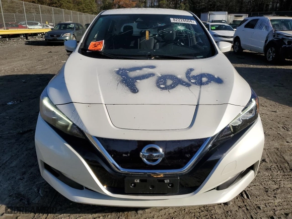 2020 Nissan LEAF SV with VIN 1N4AZ1CP5LC306600, listed as a Copart auction lot 82228604 with 0 mi miles and Salvage Title. Bid and sale history available at carsss.com. Image 5.