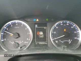 2017 Toyota Highlander LE z VIN 5TDBZRFH4HS436049, wystawiony jako Copart lot #51210145 z przebiegiem 109 492 mil mil oraz Szkoda całkowita • Salvage title. Historia ofert i sprzedaży dostępna na DreamBid. Obrazek 9.