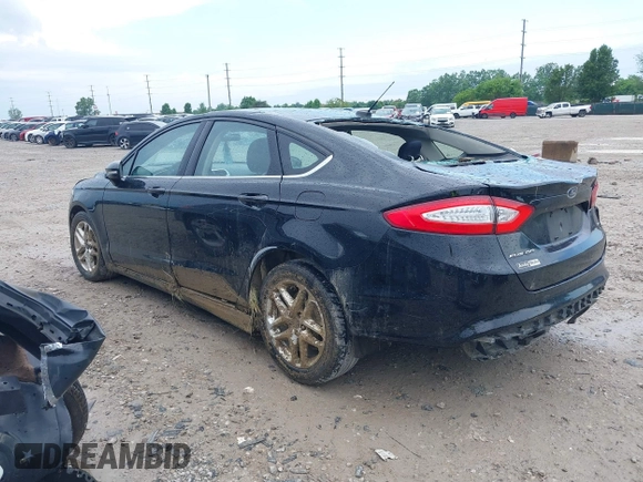 2016 Ford Fusion SE with VIN 3FA6P0H77GR277722, listed as a IAAI auction lot 39476561 with 141,526 mi miles. Bid and sale history available at carsss.com. Image 3.
