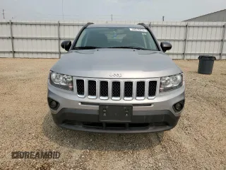 2017 Jeep Compass Sport SE with VIN 1C4NJCBA6HD147910, listed as a Copart auction lot 59218475 with 137,737 mi miles and Clean title. Bid and sale history available at DreamBid. Image 5.