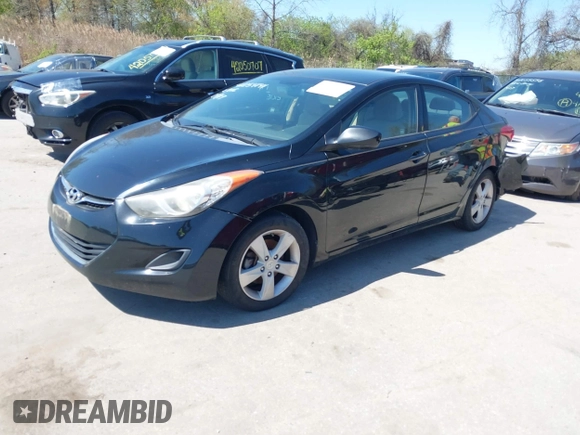 2013 Hyundai Elantra GLS z VIN KMHDH4AE6DU928322, wystawiony jako IAAI lot #42054141 z przebiegiem 147 986 mil mil oraz . Historia ofert i sprzedaży dostępna na DreamBid. Obrazek 17.