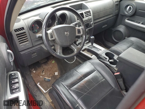 2007 Dodge Nitro R/T z VIN 1D8GT58637W731719, wystawiony jako Copart lot #55774025 z przebiegiem 138 666 mil mil oraz Szkoda całkowita • Salvage title. Historia ofert i sprzedaży dostępna na DreamBid. Obrazek 8.