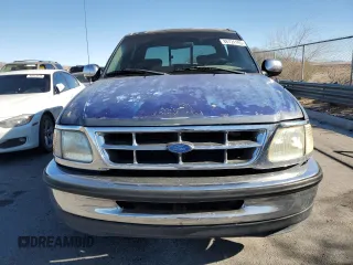2002 Ford F-150 XLT with VIN 1FTRW07682KB94008, listed as a Copart auction lot 88724185 with 231,464 mi miles and Salvage Title. Bid and sale history available at carsss.com. Image 5.