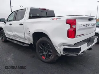 2024 Chevrolet Silverado 1500 RST with VIN 1GCUDEED8RZ115873, listed as a IAAI auction lot 42194472 with 9,257 mi miles and . Bid and sale history available at DreamBid. Image 3.