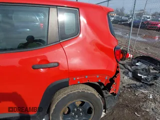 2017 Jeep Renegade Sport with VIN ZACCJBAB6HPG14546, listed as a IAAI auction lot 41488025 with 93,043 mi miles and . Bid and sale history available at carsss.com. Image 6.