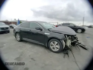 2016 Kia Optima z VIN KNAGM4AD1G5093553, wystawiony jako Copart lot #56072335 z przebiegiem 95 002 mil mil oraz Szkoda całkowita • Salvage title. Historia ofert i sprzedaży dostępna na DreamBid. Obrazek 13.