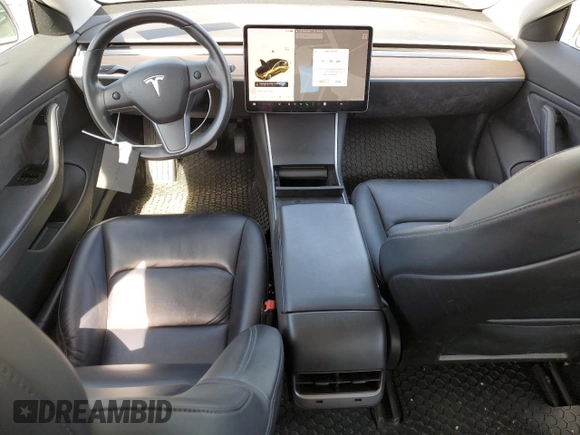 2018 Tesla Model 3 Long Range Battery z VIN 5YJ3E1EB0JF113044, wystawiony jako Copart lot #57056865 z przebiegiem 65 613 mil mil oraz Szkody całkowita. Historia ofert i sprzedaży dostępna na DreamBid. Obrazek 8.