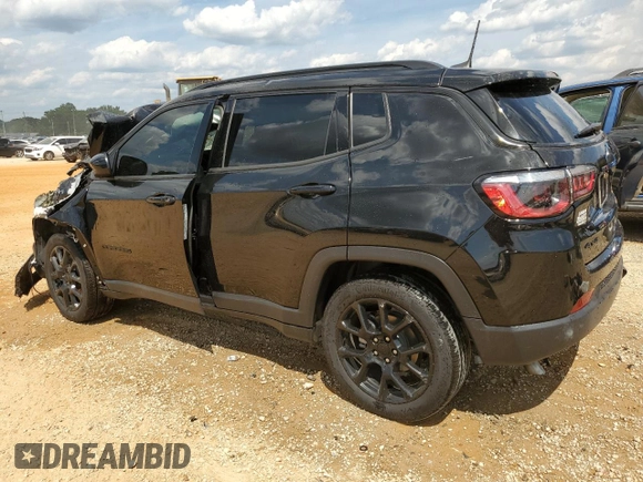 2023 Jeep Compass Latitude with VIN 3C4NJDBN7PT532815, listed as a Copart auction lot 67113824 with Not Provided miles and Salvage Title. Bid and sale history available at DreamBid. Image 2.