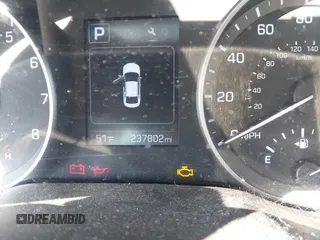 2018 Hyundai Elantra SEL with VIN 5NPD84LF6JH313818, listed as a IAAI auction lot 41833749 with 237,802 mi miles and . Bid and sale history available at DreamBid. Image 15.