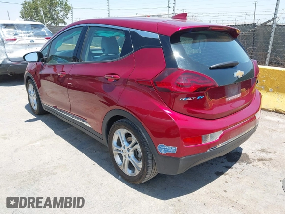 2017 Chevrolet Bolt EV LT z VIN 1G1FW6S08H4182035, wystawiony jako IAAI lot #42733486 z przebiegiem 54 476 mil mil oraz . Historia ofert i sprzedaży dostępna na DreamBid. Obrazek 3.