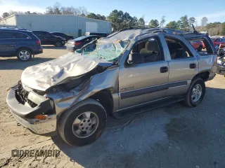 2002 Chevrolet Tahoe LS with VIN 1GNEC13Z62R242388, listed as a Copart auction lot 86362454 with 0 mi miles and Non Repairable. Bid and sale history available at carsss.com. Image 1.