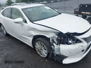 2013 Lexus ES 250 с VIN JTHBK1GG3D2014947, выставлен на аукционе IAAI как лот 42255725 с пробегом 101 370 миль миль и . История ставок и продаж доступна на DreamBid. Изображение 6.