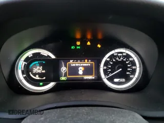 2019 Kia Niro Touring with VIN KNDCE3LC7K5321433, listed as a Copart auction lot 88004415 with 104,435 mi miles and Salvage Title. Bid and sale history available at carsss.com. Image 9.