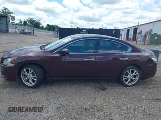 2014 Nissan Maxima SV z VIN 1N4AA5AP5EC474628, wystawiony jako IAAI lot #42374824 z przebiegiem 111 447 mil mil oraz . Historia ofert i sprzedaży dostępna na DreamBid. Obrazek 15.