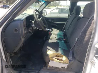 2002 Chevrolet Silverado 1500 with VIN 1GBHC29U22E300208, listed as a Copart auction lot 52234395 with Not Provided miles and Clean Title. Bid and sale history available at DreamBid. Image 7.