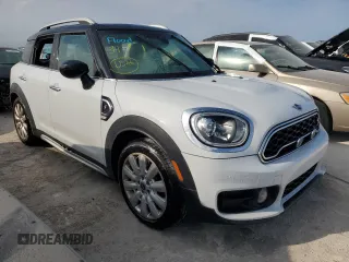 2020 MINI Countryman Cooper S with VIN WMZYW7C07L3L63131, listed as a Copart auction lot 73876194 with 0 mi miles and Non Repairable. Bid and sale history available at carsss.com. Image 4.