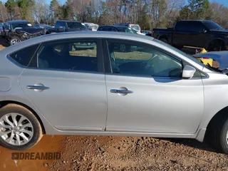 2018 Nissan Sentra SV z VIN 3N1AB7AP3JL630010, wystawiony jako IAAI lot #41812567 z przebiegiem 61 593 mil mil oraz . Historia ofert i sprzedaży dostępna na DreamBid. Obrazek 13.