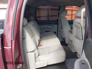 2009 Chevrolet Silverado 1500 LT with VIN 3GCEC23C89G108938, listed as a IAAI auction lot 42052075 with 189,957 mi miles. Bid and sale history available at carsss.com. Image 8.