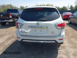 2014 Nissan Pathfinder SV with VIN 5N1AR2MM7EC703101, listed as a IAAI auction lot 42221242 with 178,237 mi miles and . Bid and sale history available at DreamBid. Image 16.