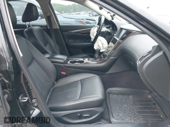 2018 Infiniti Q50 Luxe with VIN JN1EV7APXJM353659, listed as a IAAI auction lot 39289470 with 124,830 mi miles and . Bid and sale history available at DreamBid. Image 5.