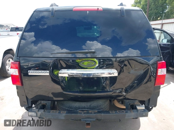 2012 Ford Expedition XLT with VIN 1FMJU1J56CEF01812, listed as a IAAI auction lot 42506606 with 243,650 mi miles and . Bid and sale history available at DreamBid. Image 6.