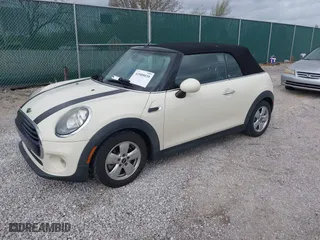 2016 MINI Cooper Convertible with VIN WMWWG5C51G3C19178, listed as a IAAI auction lot 41909039 with 87,533 mi miles. Bid and sale history available at carsss.com. Image 18.