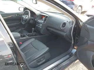 2012 Nissan Maxima SV z VIN 1N4AA5AP7CC858861, wystawiony jako IAAI lot #41804500 z przebiegiem 125 198 mil mil oraz . Historia ofert i sprzedaży dostępna na DreamBid. Obrazek 5.