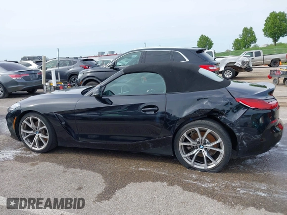 2020 BMW Z4 sDrive30i с VIN WBAHF3C06LWW54465, выставлен на аукционе IAAI как лот 42086908 с пробегом 22 494 миль миль и . История ставок и продаж доступна на DreamBid. Изображение 14.
