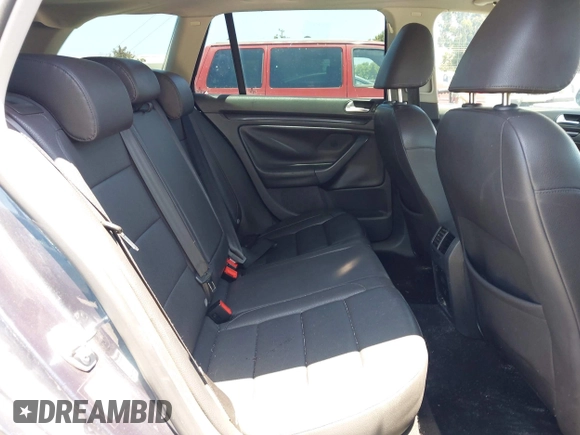 2010 Volkswagen Jetta TDI with VIN 3VWPL7AJ1AM630529, listed as a IAAI auction lot 42560328 with 231,410 mi miles and . Bid and sale history available at DreamBid. Image 8.