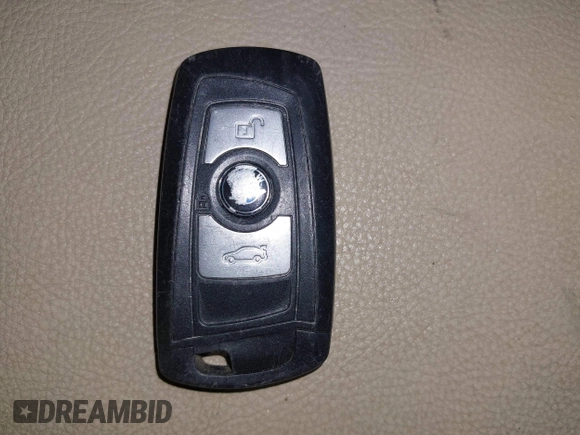 2015 BMW 3 Series 320i с VIN WBA3B1G50FNT07918, выставлен на аукционе IAAI как лот 41876026 с пробегом 83 220 миль миль и . История ставок и продаж доступна на DreamBid. Изображение 11.