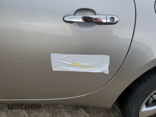 2007 Pontiac Solstice z VIN 1G2MB35B27Y119840, wystawiony jako Copart lot #73684114 z przebiegiem Nie podano mil oraz Nie do naprawy • Non repairable. Historia ofert i sprzedaży dostępna na DreamBid. Obrazek 12.