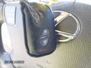 2009 Lexus LS 460 z VIN JTHBL46F195085819, wystawiony jako IAAI lot #42294228 z przebiegiem 140 328 mil mil oraz . Historia ofert i sprzedaży dostępna na DreamBid. Obrazek 11.