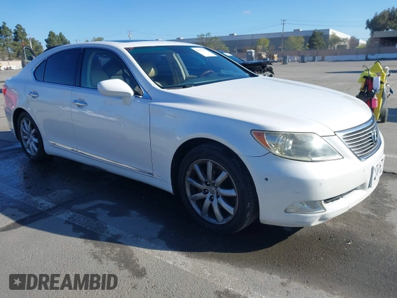 2007 Lexus LS 460 with VIN JTHBL46F575047233, listed as a IAAI auction lot 41933117 with Not Provided miles. Bid and sale history available at carsss.com. Image 1.