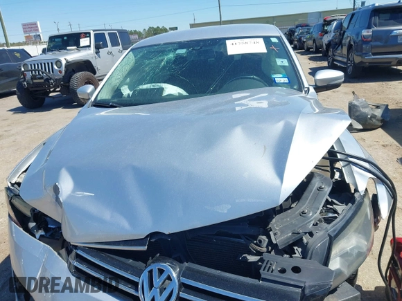 2015 Volkswagen Passat 1.8T Limited Edition with VIN 1VWAT7A30FC014689, listed as a IAAI auction lot 41758748 with 140,545 mi miles. Bid and sale history available at carsss.com. Image 10.