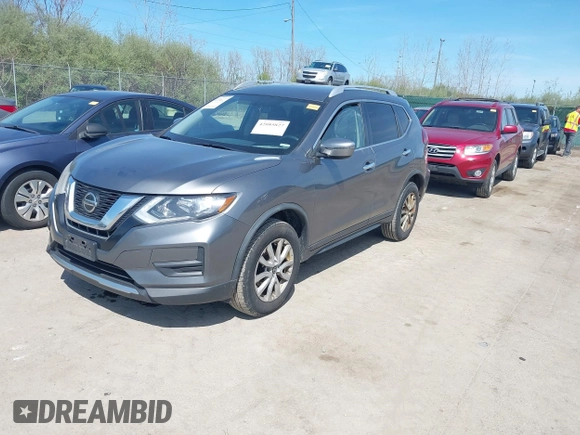 2018 Nissan Rogue SV z VIN KNMAT2MV6JP569246, wystawiony jako IAAI lot #42085827 z przebiegiem 143 364 mil mil oraz . Historia ofert i sprzedaży dostępna na DreamBid. Obrazek 17.