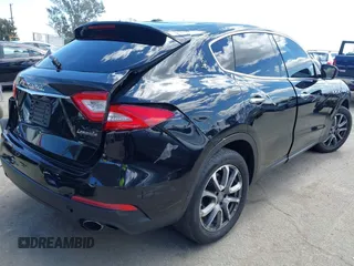 2018 Maserati Levante с VIN ZN661XUAXJX301224, выставлен на аукционе IAAI как лот 41939558 с пробегом 71 090 миль миль и . История ставок и продаж доступна на DreamBid. Изображение 4.