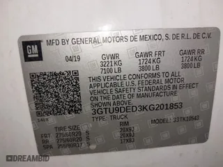 2019 GMC Sierra 1500 SLT with VIN 3GTU9DED3KG201853, listed as a IAAI auction lot 40678380 with 99,818 mi miles. Bid and sale history available at carsss.com. Image 9.