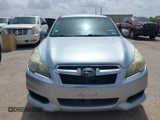 2014 Subaru Legacy Premium z VIN 4S3BMCC66E3026641, wystawiony jako IAAI lot #42621371 z przebiegiem 139 187 mil mil oraz . Historia ofert i sprzedaży dostępna na DreamBid. Obrazek 12.