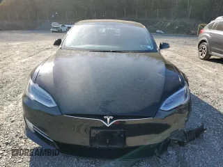 2019 Tesla Model S 75D with VIN 5YJSA1E21KF311317, listed as a Copart auction lot 53268765 with 81,898 mi miles and Salvage title. Bid and sale history available at DreamBid. Image 5.