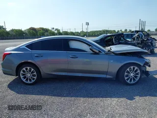 2022 Cadillac CT5 Premium Luxury z VIN 1G6DN5RK8N0117274, wystawiony jako IAAI lot #40798383 z przebiegiem 28 848 mil mil oraz . Historia ofert i sprzedaży dostępna na DreamBid. Obrazek 13.