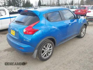 2011 Nissan Juke SL with VIN JN8AF5MV9BT011090, listed as a IAAI auction lot 41516827 with 130,629 mi miles. Bid and sale history available at carsss.com. Image 4.
