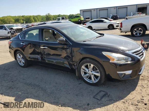 2015 Nissan Altima SV with VIN 1N4AL3AP9FC159654, listed as a Copart auction lot 53023185 with 105,274 mi miles and Salvage Title. Bid and sale history available at DreamBid. Image 4.
