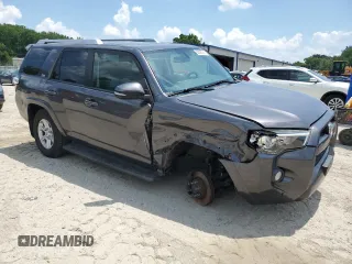 2018 Toyota 4Runner SR5 z VIN JTEBU5JR5J5594706, wystawiony jako Copart lot #62806365 z przebiegiem 103 428 mil mil oraz Szkoda całkowita • Salvage title. Historia ofert i sprzedaży dostępna na DreamBid. Obrazek 4.
